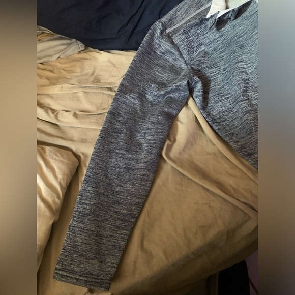 Captain America sweater (Boys 34/36) - Picture 7 of 8